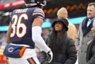 Simone Biles and Owens at Detroit Lions v Chicago Bears - (Source: Getty)